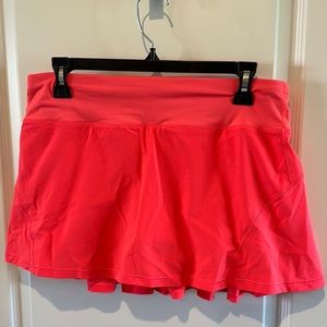 Lululemon women’s skirt